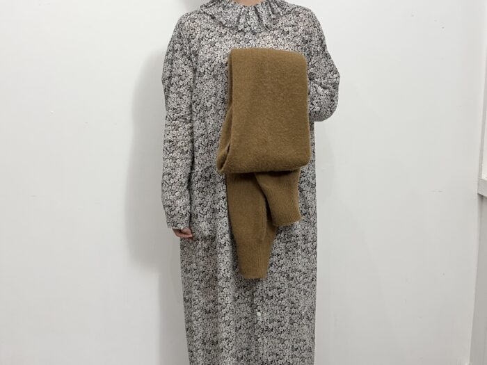 No.8487 SHAGGY SLEEVE MUFFLER 11-1月 1