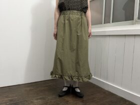 No.8587 GARMENT DYE FRILLED HEM SKIRT 2-4月 1
