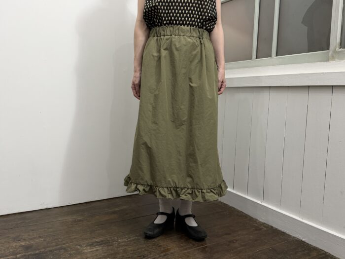 No.8587 GARMENT DYE FRILLED HEM SKIRT 2-4月 1
