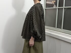 No.8657 LAWN GATHER SMOCK artichoke 2-4月 2