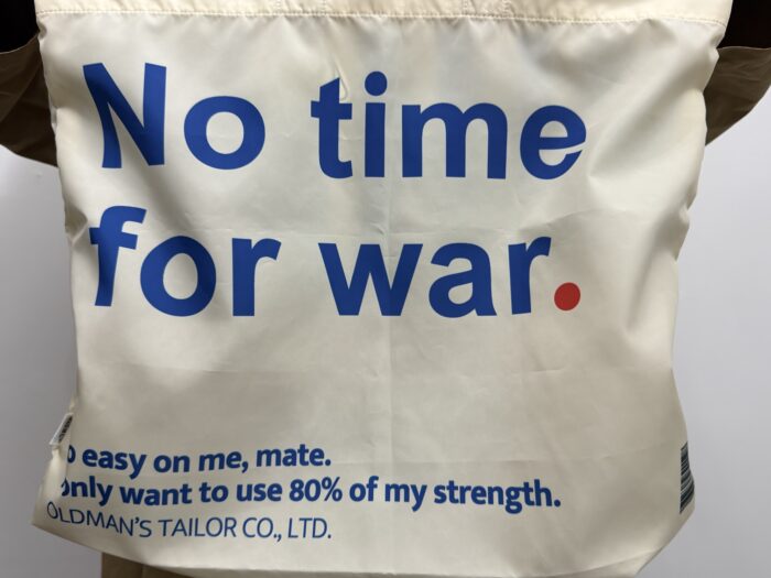 No.8616 NO TIME FOR WAR BAG cream 2-4月 4