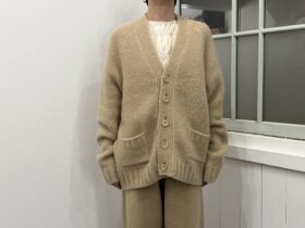 No.8519 BABY ALPACA V-NECK CARDIGAN Milk Tea 11-1月 1