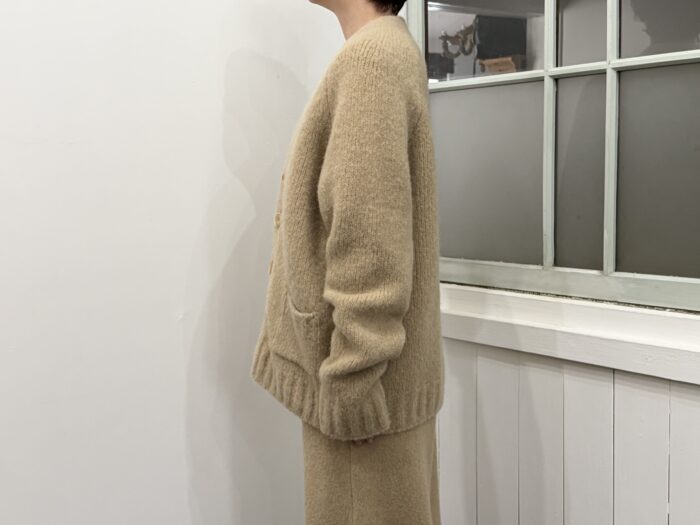 No.8519 BABY ALPACA V-NECK CARDIGAN Milk Tea 11-1月 2