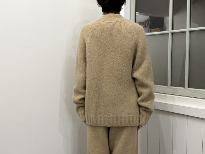 No.8519 BABY ALPACA V-NECK CARDIGAN Milk Tea 11-1月 3