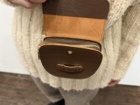No.8679 FLAP SHOULDER COIN PURSE brown 2-4月 3