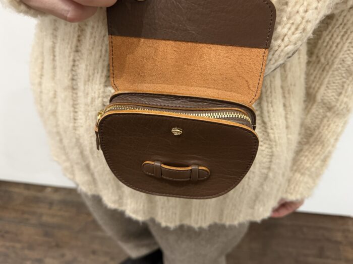 No.8679 FLAP SHOULDER COIN PURSE brown 2-4月 3