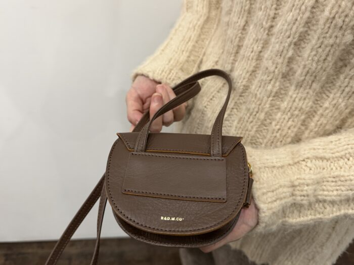 No.8679 FLAP SHOULDER COIN PURSE brown 2-4月 5
