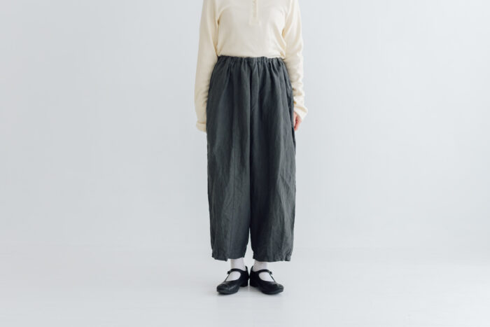 予約 G1272 LINEN CHARLIE PANTS charcoal 3月末〜4月初 1 予約 G1272 LINEN CHARLIE PANTS charcoal 3月末〜4月初 1