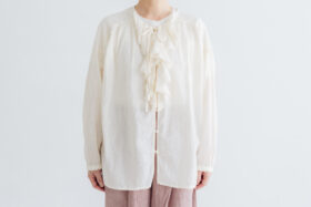 予約 RS045 Ruffle Frill Blouse Off White 3月中〜3月末 1 予約 RS045 Ruffle Frill Blouse Off White 3月中〜3月末 1