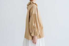 予約 G1265 CURIOUS SCALLOPED COLLAR BLOUSE mat beige 3月初〜3月中 2 予約 G1265 CURIOUS SCALLOPED COLLAR BLOUSE mat beige 3月初〜3月中 2